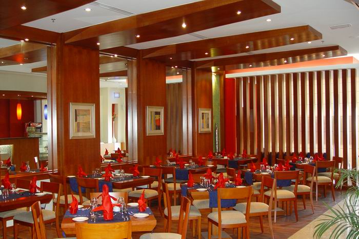 Ritzy Palm Cafe Interior